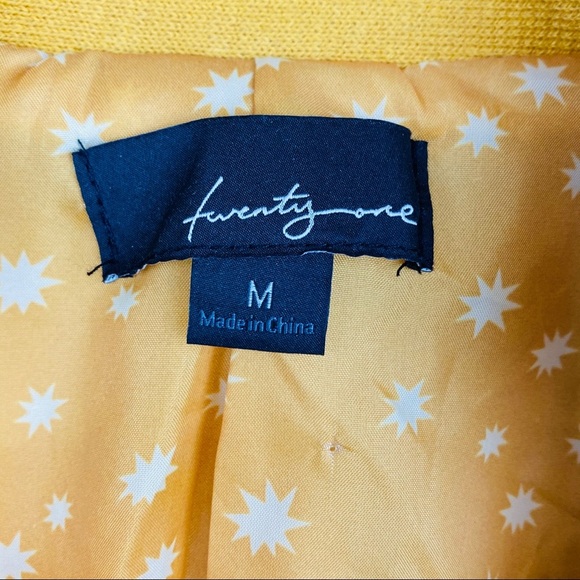Twenty One || Canary Yellow Jacket; Size Medium - Picture 9 of 10